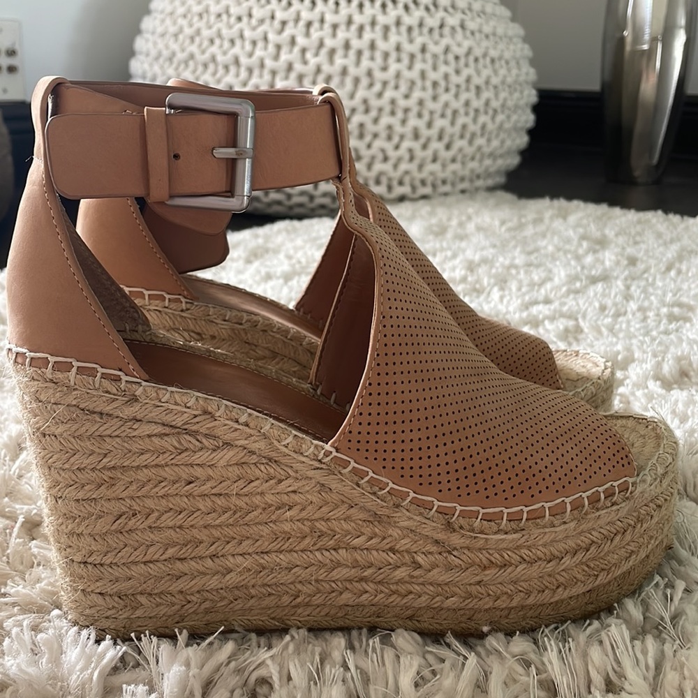 Marc Fisher Wedges